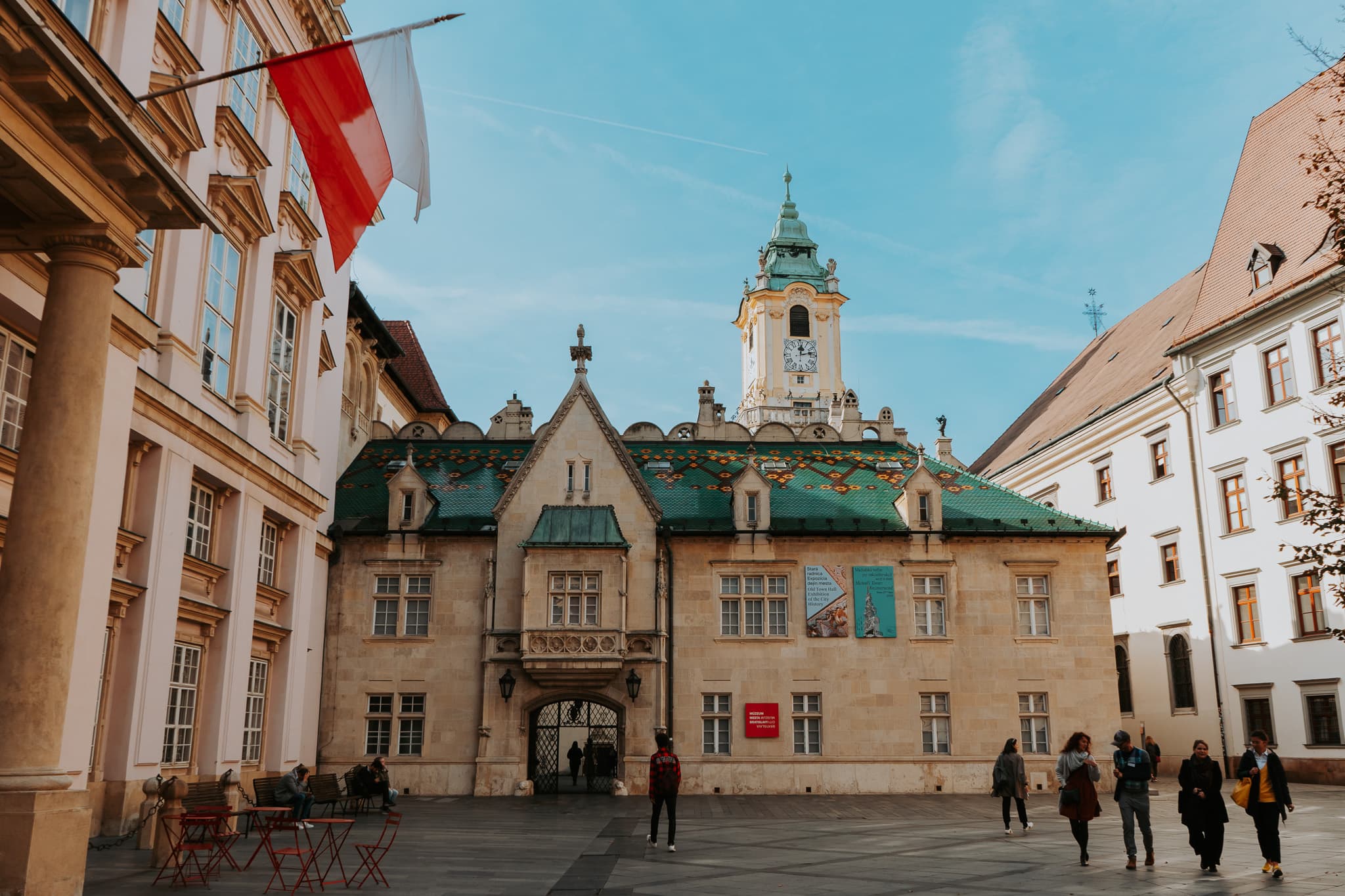 View of the Old Town Hall from the Primate’s Palace courtyard.